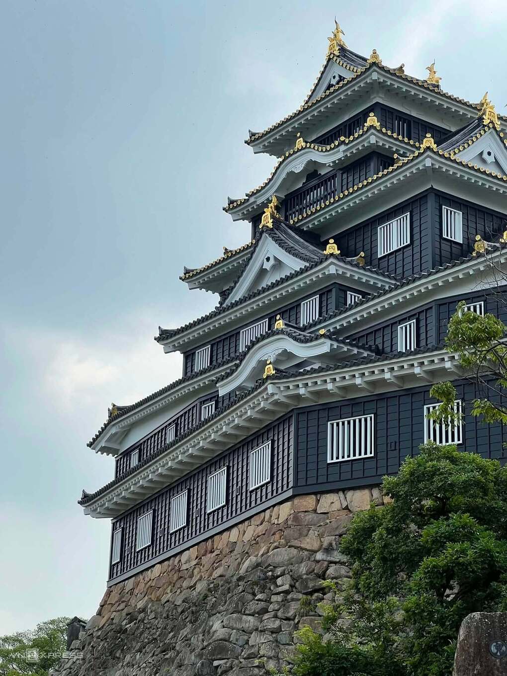 Một g&oacute;c của l&acirc;u đ&agrave;i Quạ tại Okayama. Ảnh: Phương Anh