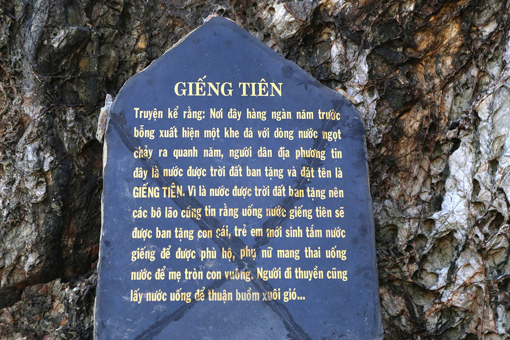 Giếng Ti&ecirc;n được thu h&uacute;t bằng c&acirc;u chuyện về sự giao h&ograve;a giữa thi&ecirc;n nhi&ecirc;n v&agrave; đời sống cư d&acirc;n miền biển. Ảnh: Trần H&oacute;a
