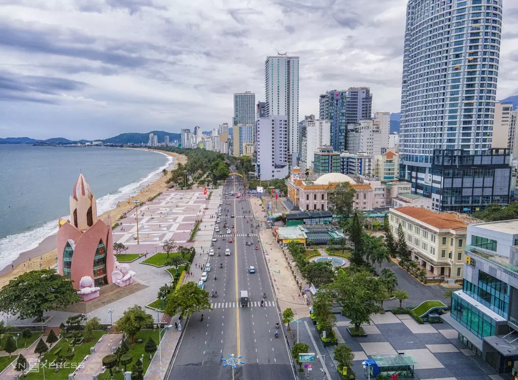 Th&aacute;p Trầm Hương nằm ngay gần Quảng trường 2/4 - điểm đặt expo, xuất ph&aacute;t v&agrave; đ&iacute;ch của giải chạy năm nay. Ảnh: Vũ Thịnh