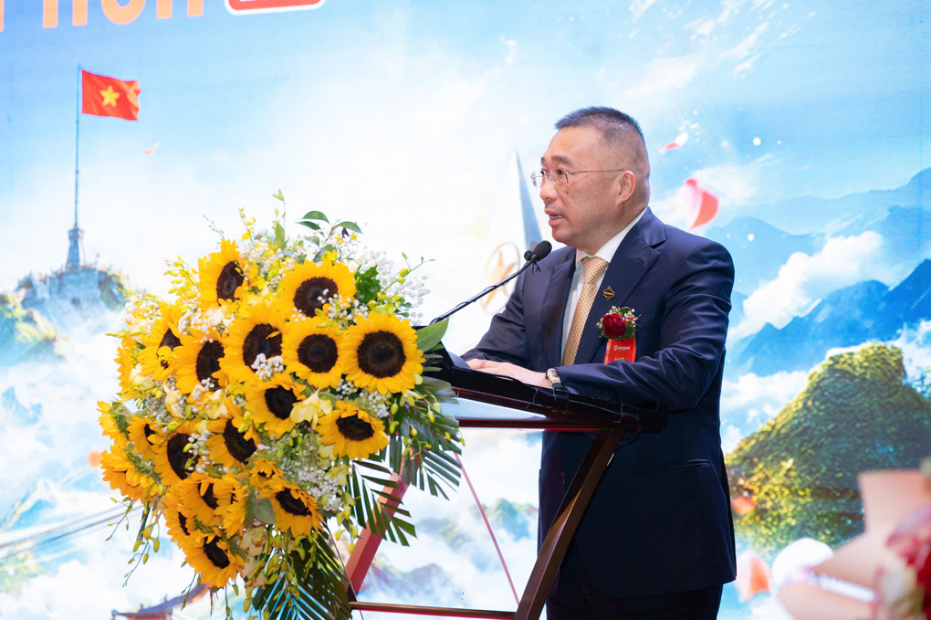&Ocirc;ng Trần Minh Sơn - Th&agrave;nh vi&ecirc;n Hội đồng s&aacute;ng lập, Ph&oacute; Chủ tịch Thường trực HĐQT Tập đo&agrave;n Sun Group ph&aacute;t biểu tại sự kiện. Ảnh: Sun Group