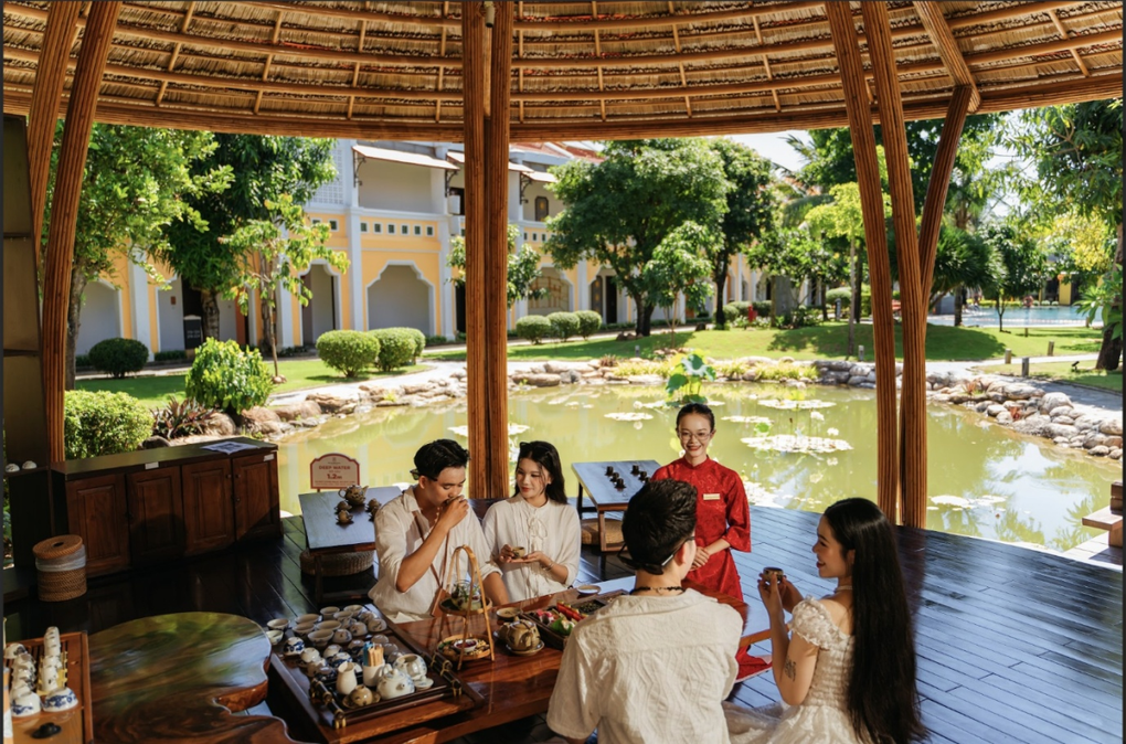 Hoi An Memories Resort & Spa khai th&aacute;c yếu tố văn h&oacute;a như một phần của trải nghiệm nghỉ dưỡng hiện đại. Ảnh: